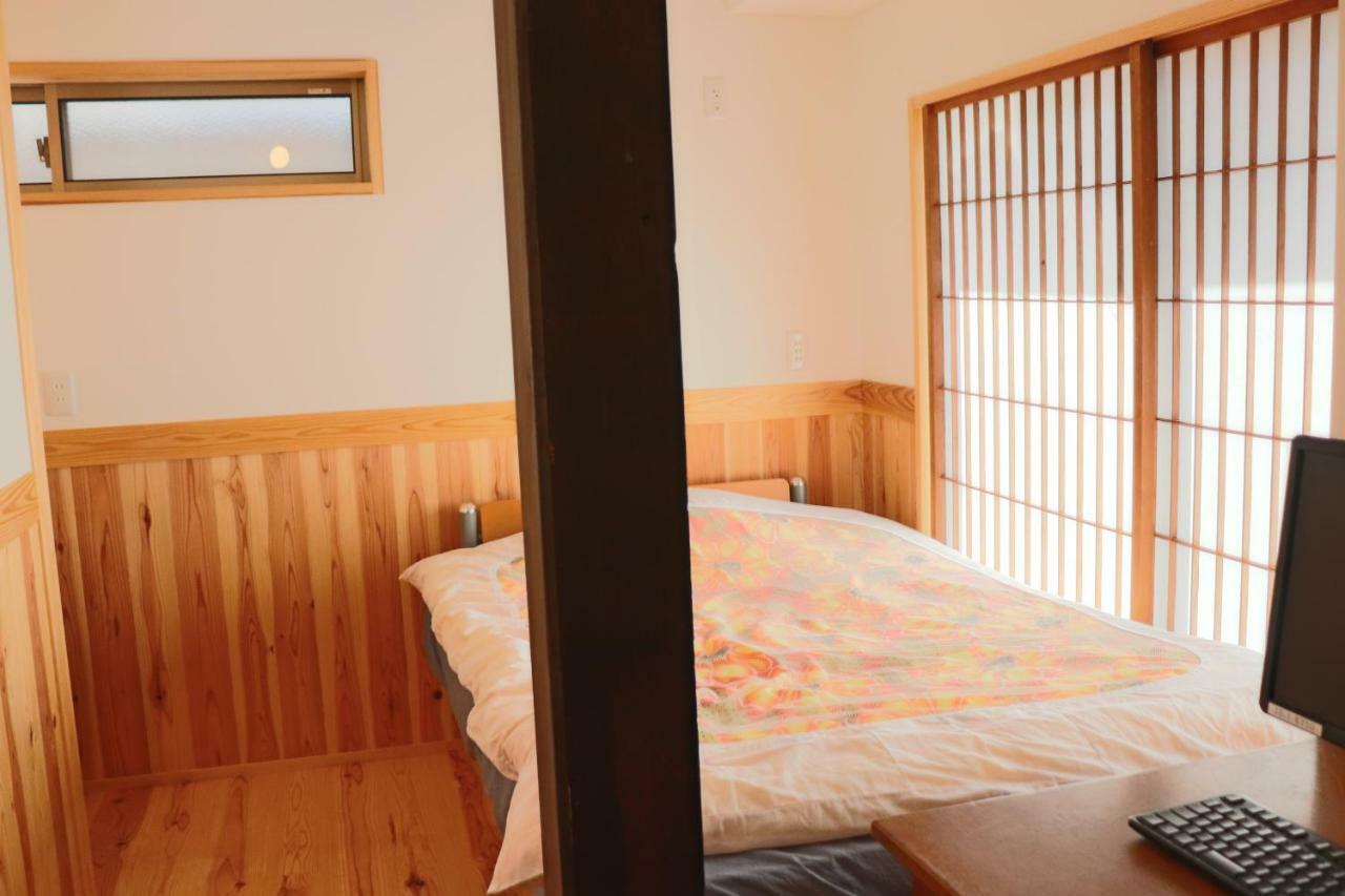 Guest House Ilonggo Tsu Exterior photo